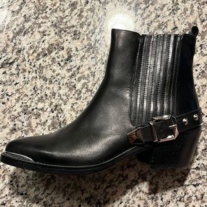 Black wishbone boots. Small heel. Size 8.